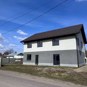 Продаж будинку в селі Іваниківка