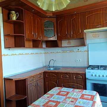 Здається 2-кім квартира в Хортицькому районі.