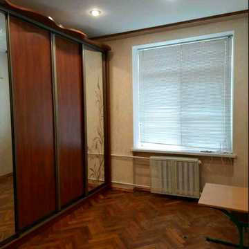 Продається 3 к квартира, сталінка, Дніпровський район