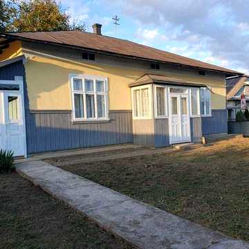 Продам будинок с. Княже Коломийського району Івано-Франківської області