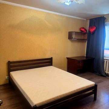 Здам 1-к квартиру на Бальзака 70