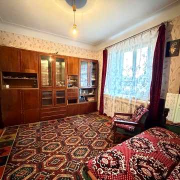 Продаж 3кімн Алмазна 11,  р-н Карачуни