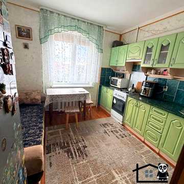 Продається 1-кімнатна квартира з меблями