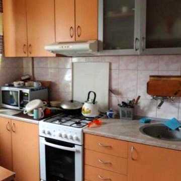 Продам 1к кв 3/5 на Байрона