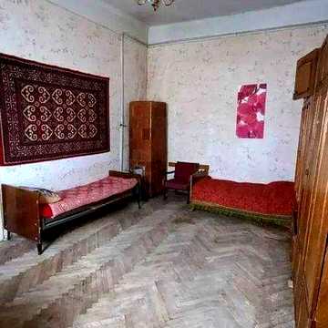 Продаж 3-кімнатної квартири в самому серці Львова пл. Данила Галицького