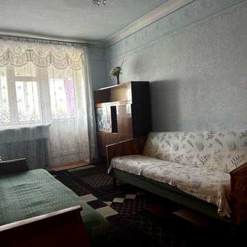 Продаж 2-кімнатної квартира в центрі Здолбунова. Можливий торг