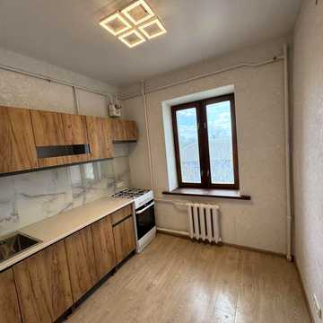 1-кімнатна квартира в центрі міста з новим ремонтом, підходить під єВідновлення