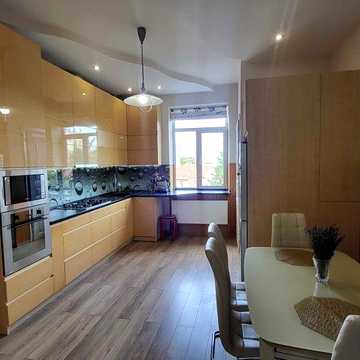 Продаж 3 кім. кв. по вул. Шептицьких