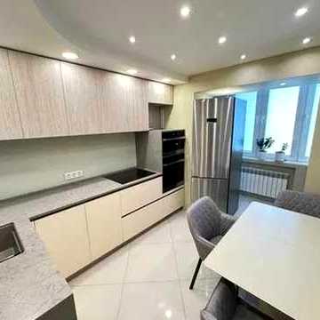 Продажа шикарной 4-комнатной квартиры,Красный камень,безнал.