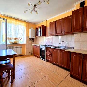 Продам 3-кімнатну квартиру в НОВОБУДОВІ на вул.ГОЛОВНІЙ | р-н КВАРЦУ