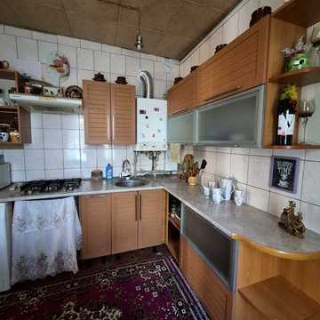 Продам будинок в Марганці.