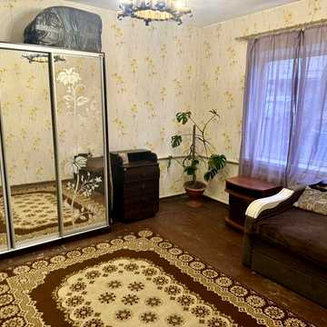 Беруть з улюбленцями. Здам велику 1-шку,в Гостомелі; в П/С.З двором,гарний косметичний стан.