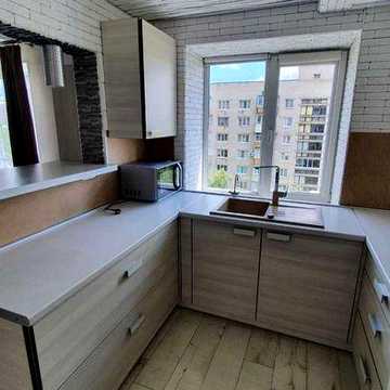 Оренда  2-х кімнатної  квартири з ремонтом ,меблями , побутовою технікою . Польова нижня.