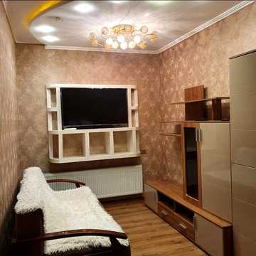 продається 2 кімнатна квартира в центрі Мукачева