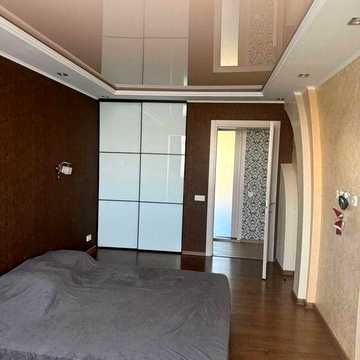 Продаж 3-х кімнатної квартири ж/м  Парус