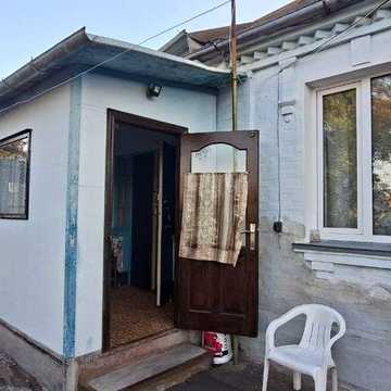 Здам будинок на Заріччі, 9000