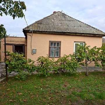 Продам будинок поруч з центральним ринком,без газу
