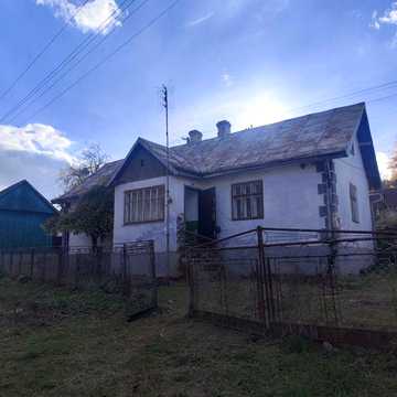 Будинок.в селі ДЕМНЯ, Бережанський району, Тернопільська області