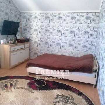 Продаж 3к Дім Набережна