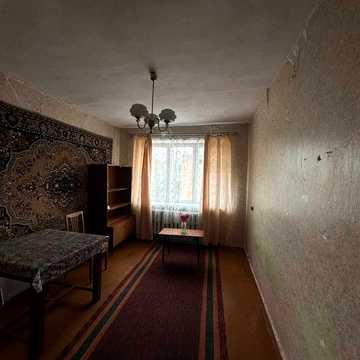 Продаж 2-кімнатної квартири в центрі Звенигородки