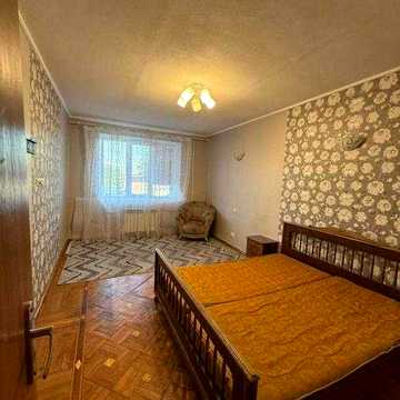 Продам 2 к. квартиру в смт Васіщеве