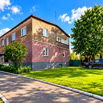 Продається 3-кімнатна квартира в с. Лучиці
