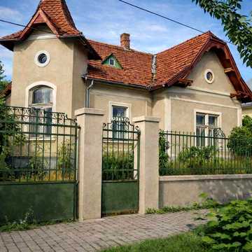 Старочеський будинок в центральній частині