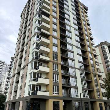 Продам квартиру-студію ЖК Крона парк 2
