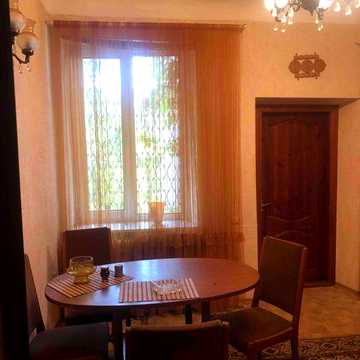 Продам будинок пр. Трубників -район "Центральна прохідна ПТЗ"