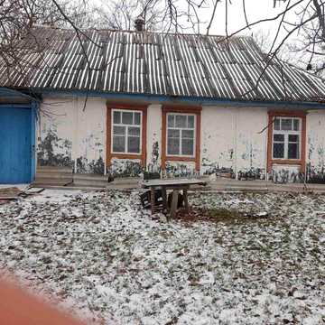 Продаю хату в селі !