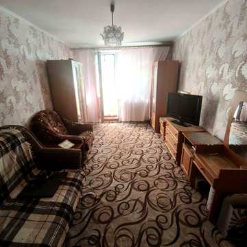 терміново продам 1кв 2поверх