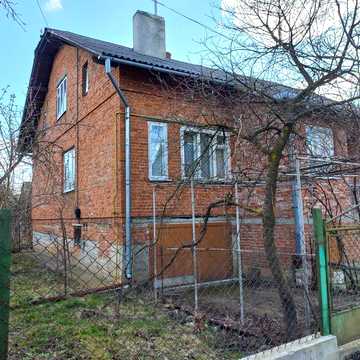Продам житловий будинок м.Самбір