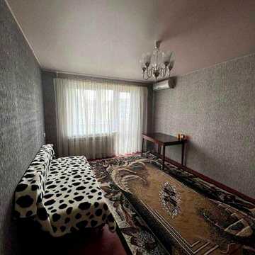 Продам 2-кімнатну квартиру. Лівий берег. 10 мкрн.