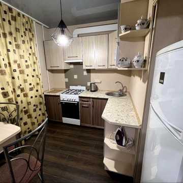 Реальная 1-ка на Алексеевке, Перемога, Проспект Победы 77
