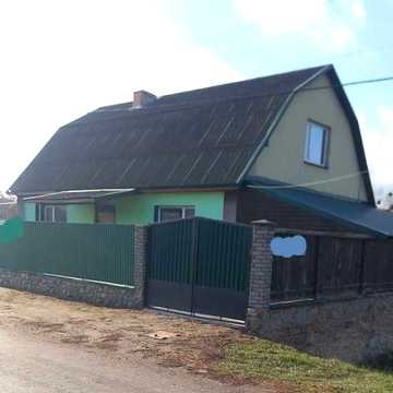 В продажу добротний будинок