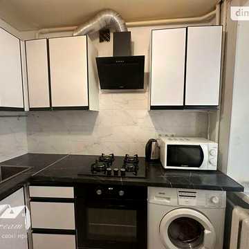 Продаж 1к Квартира 600-річчя вулиця