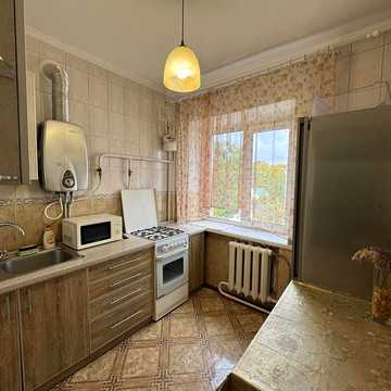 Продам квартиру в центрі міста