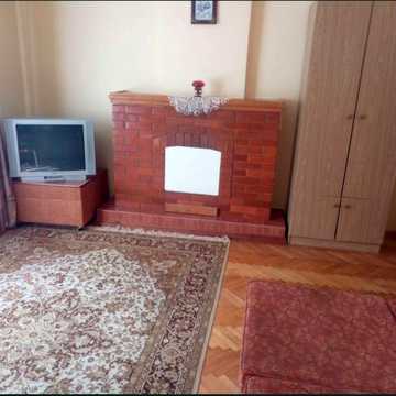Оренда будинку перший поверх