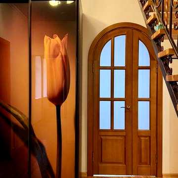 Продається двох поверхова квартира