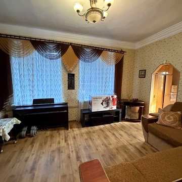 3 кімнатна квартира в цегляному будинку,в центрі,Жаботинського 7