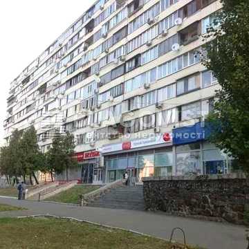 Центр продаж 2к  квартири Палац України