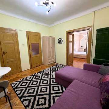 Оренда 2-кімнатна квартира, Театральна площа, Центр