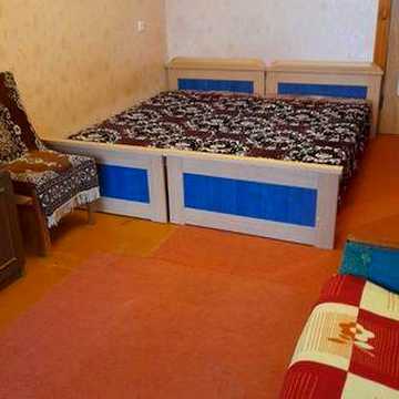 Здаеться  1 кквартира  на Новомістенській