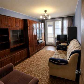 3х к.кв в 5-ти минутах от входа на ст.м. Победа  4/12. Старт -33700$