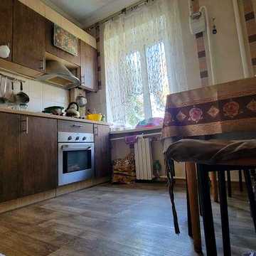 Продам 3-х ком.кв.,низ пр.Ивана Мазепы! Средний этаж!