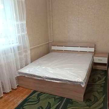 Сдам двух комнатную квартиру на Богдана Хмельницкого 8500гр.