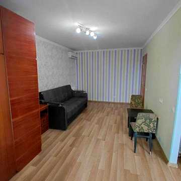 Сдам 1 комн.квартиру по ул.Алматинская 64А, гостинка, ДВРЗ, М.Черниговская