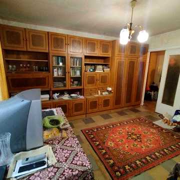 Продам. 2-к.кв. 3/9, ж/м Приднепровск, ул. Немировича-Данченка
