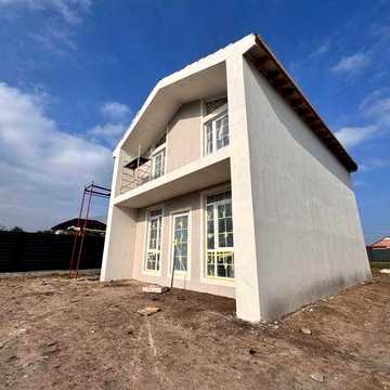 Продам котедж/ будинок із землею