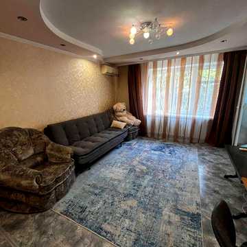 Продам 2-к квартиру проспект Поля Минина. Шнеерсона